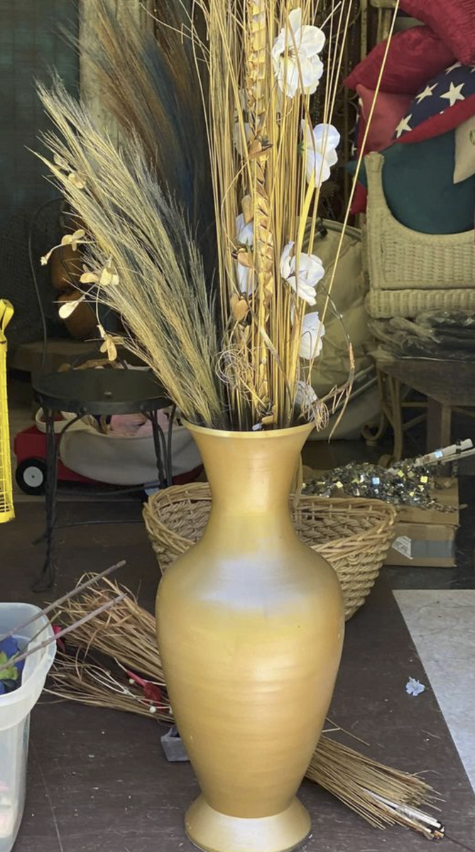 Gold Vase w florals 29.5  $15